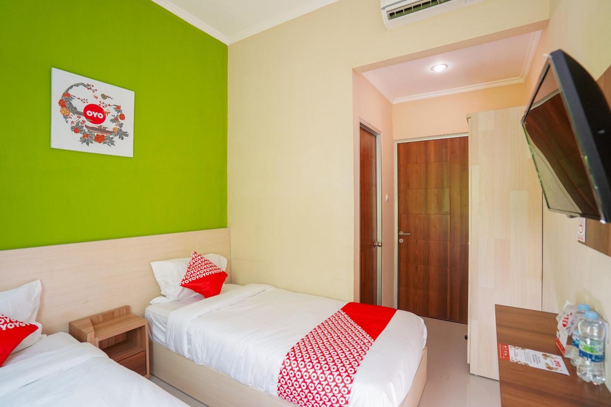 Kupang Gunung Homestay Syariah near Islamic Center Surabaya Bagian luar foto